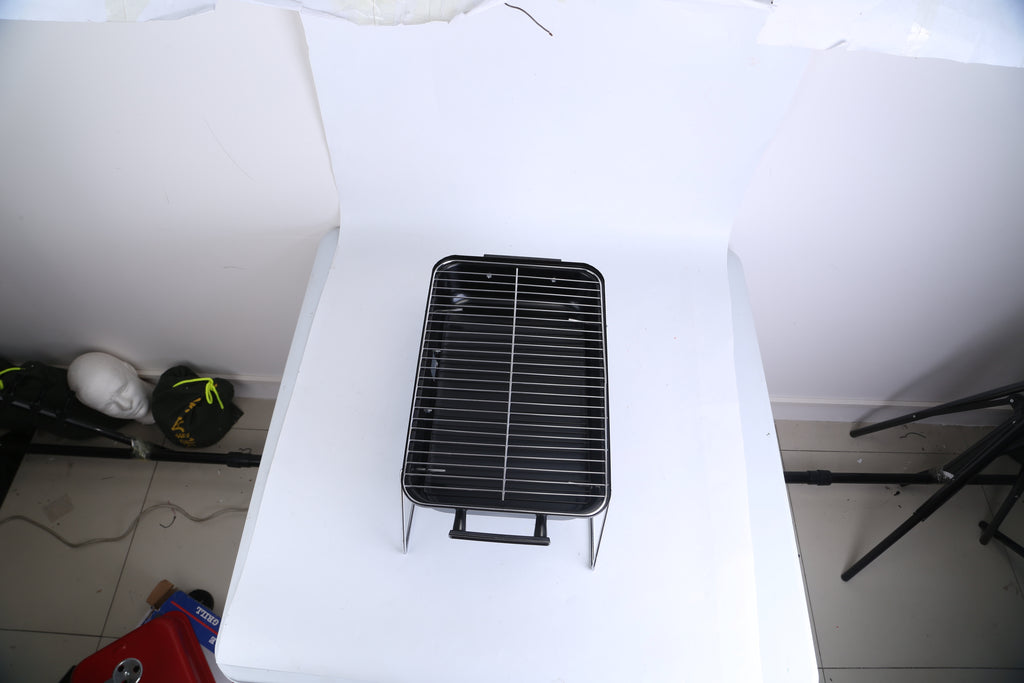 Portable Charcoal Grill Outdoor Tabletop Grill Small Barbecue Smoker Folding BBQ Grill With Lid For Camping Picnics Beach